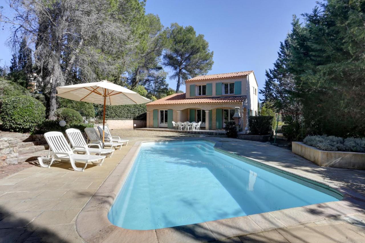 Villa 8 Pers, Climatisee, Piscine Chauffee, Un Havre De Paix Sous Les Pins Parasols Roquebrune-sur-Argens Exterior foto